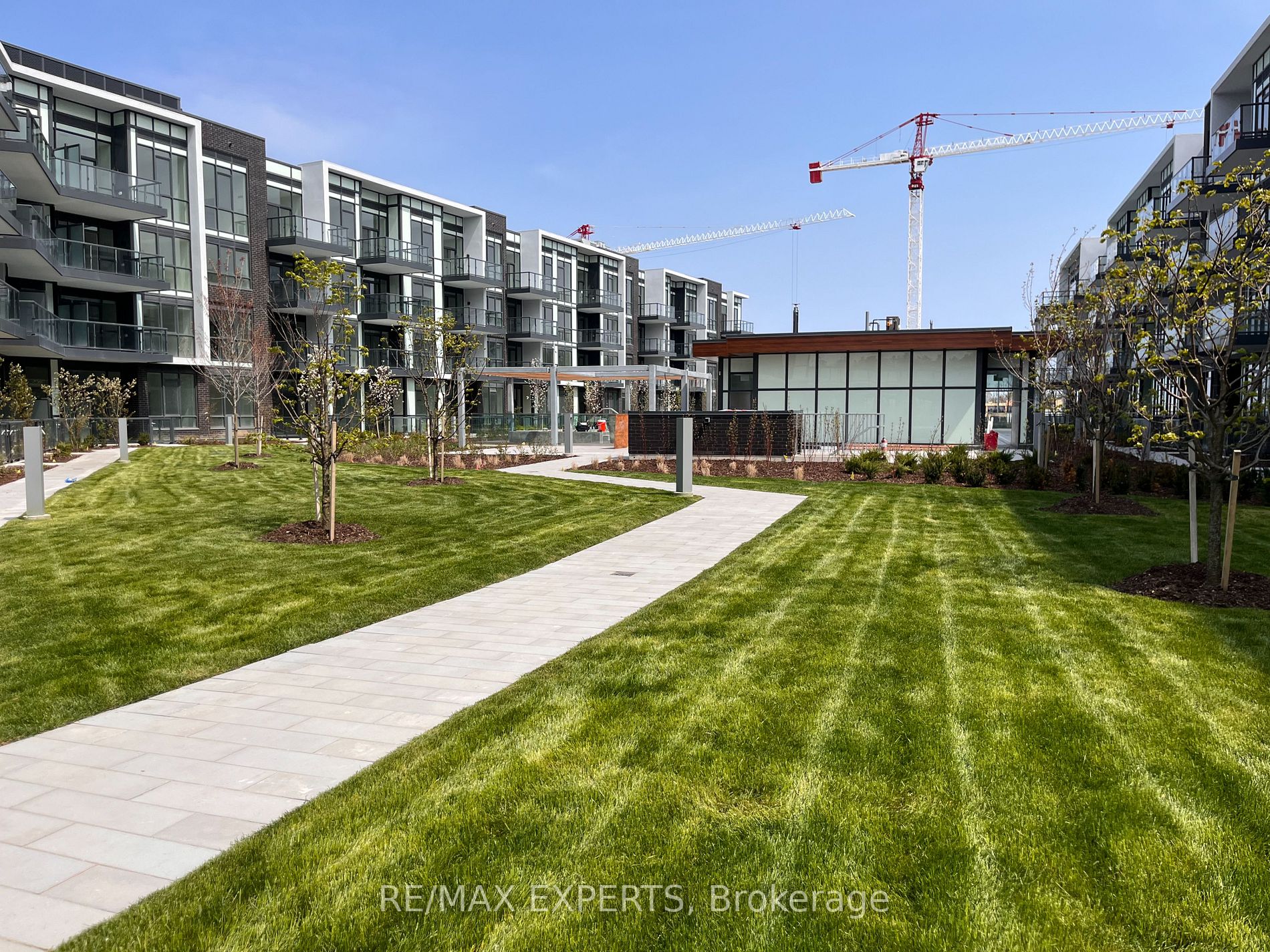 415 Sea Ray Ave, #105