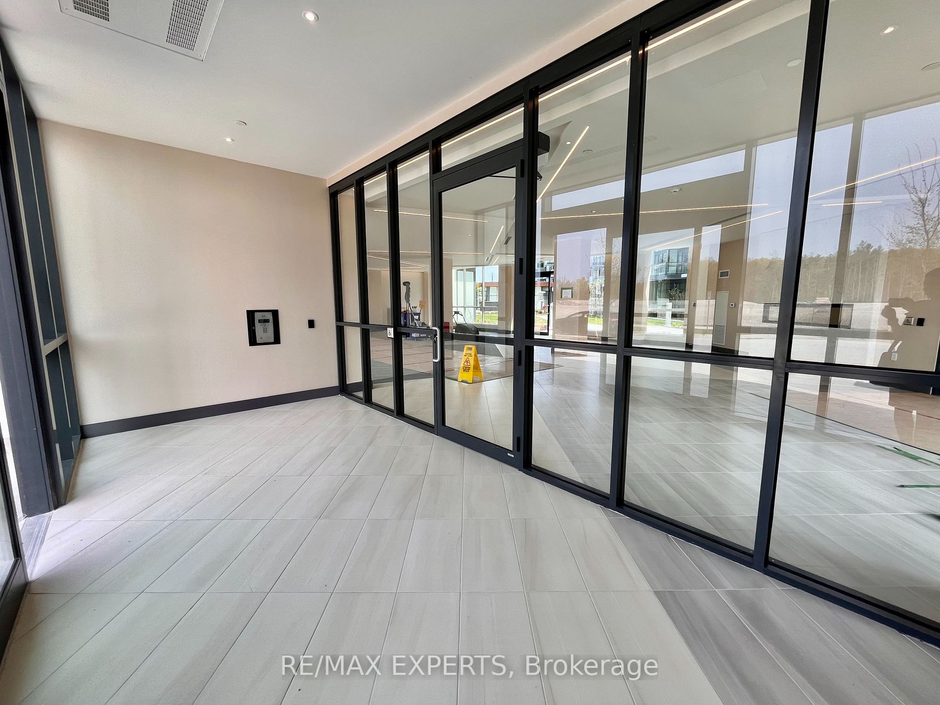 415 Sea Ray Ave, #105