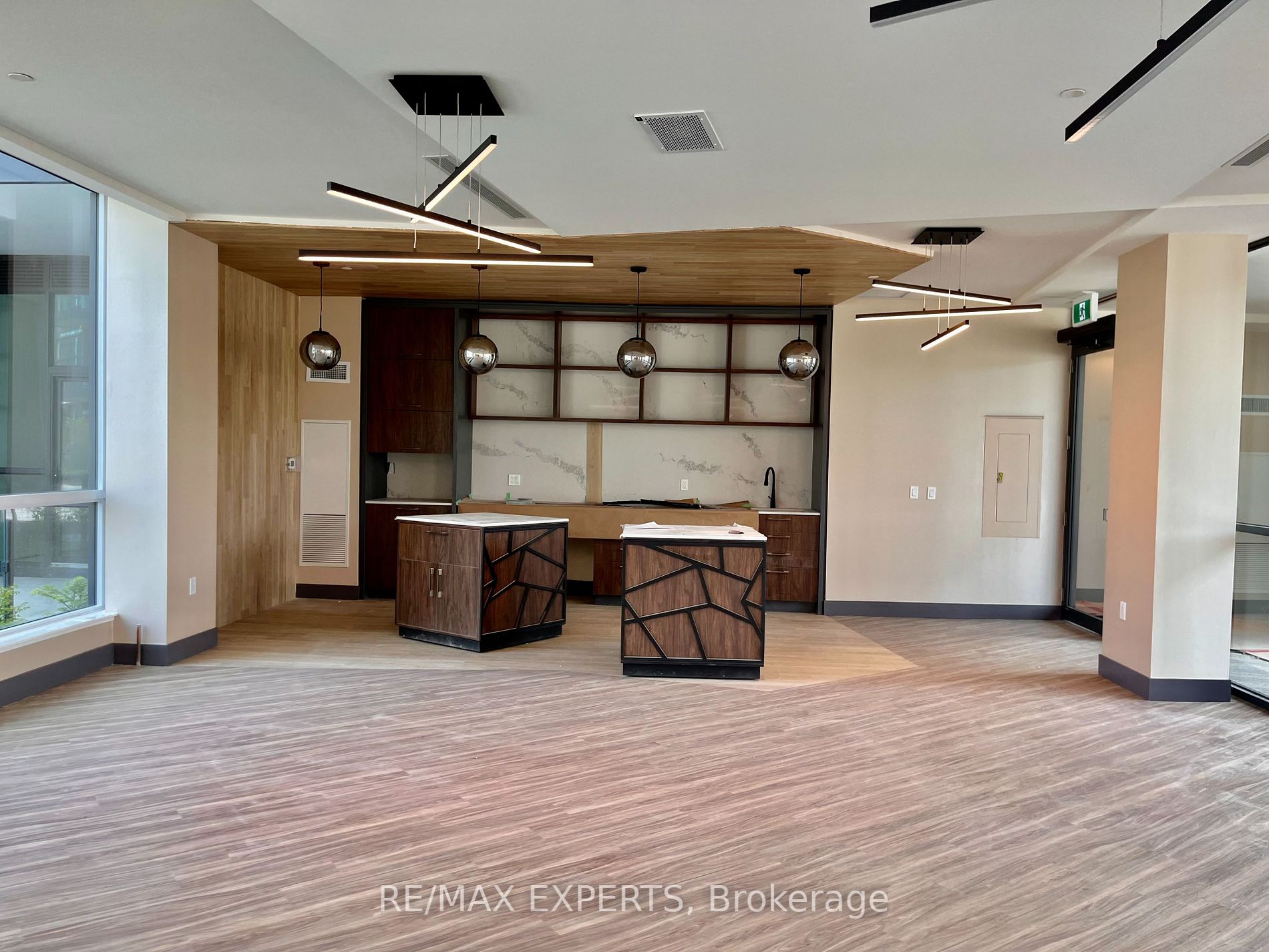 415 Sea Ray Ave, #105