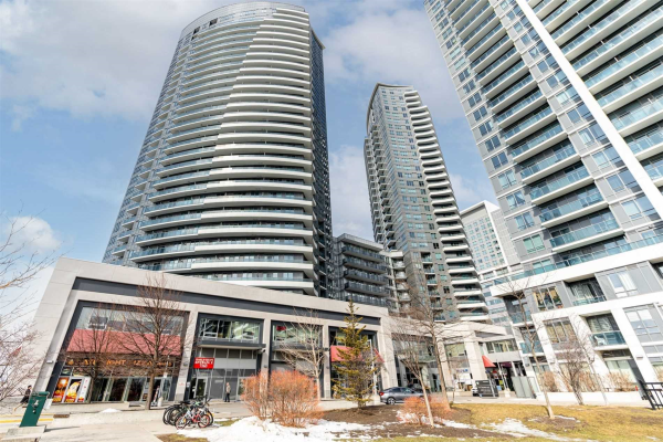 7171 Yonge St, Markham