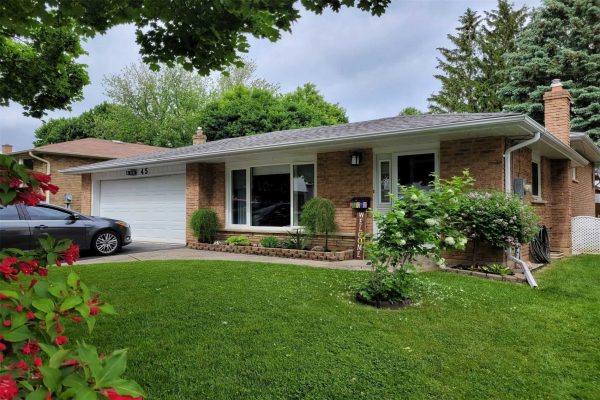 45 Mitchell Ave, New Tecumseth