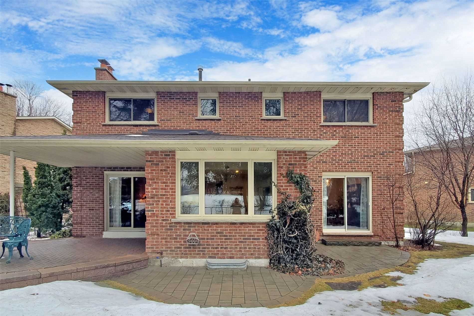 32 Barker Court