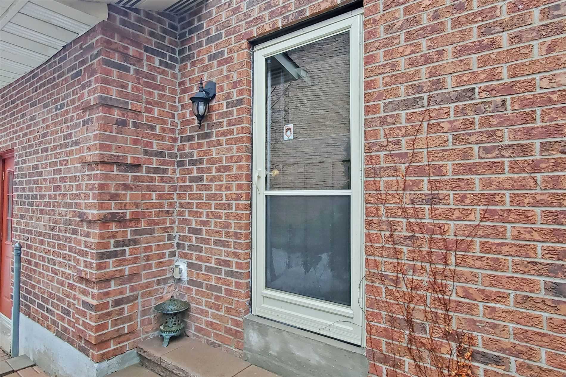 32 Barker Court