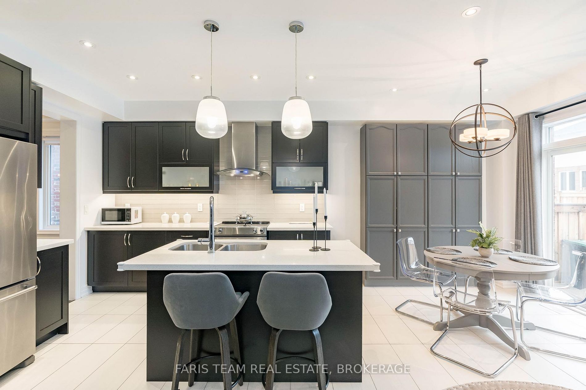 79 Stevenson St