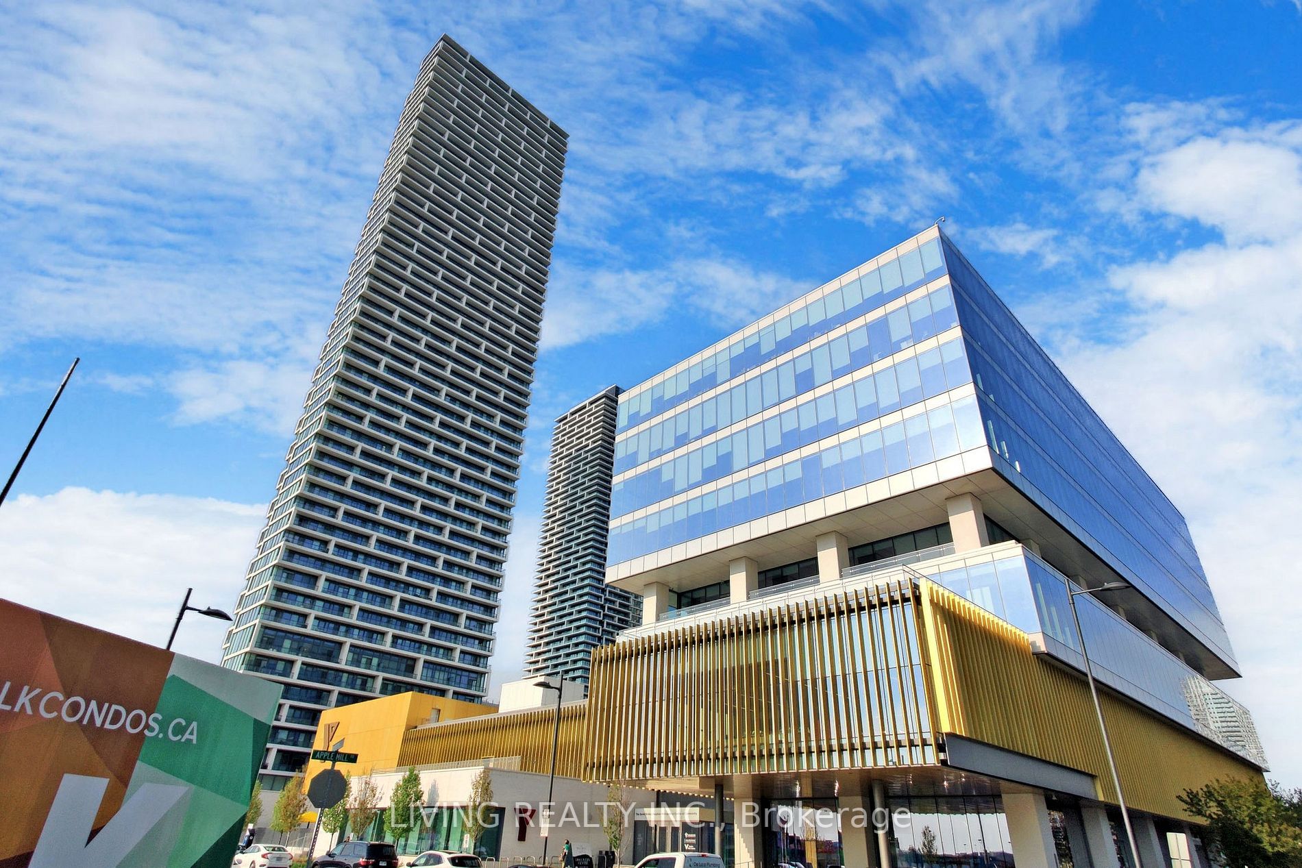 898 Portage Pkwy, #4310