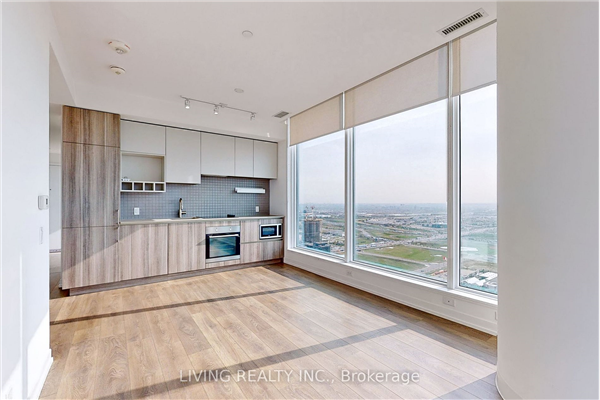 898 Portage Pkwy, Vaughan