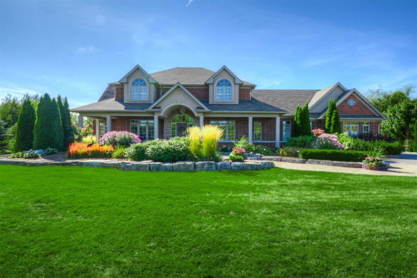 22 Woodheath Lane, Whitchurch-Stouffville