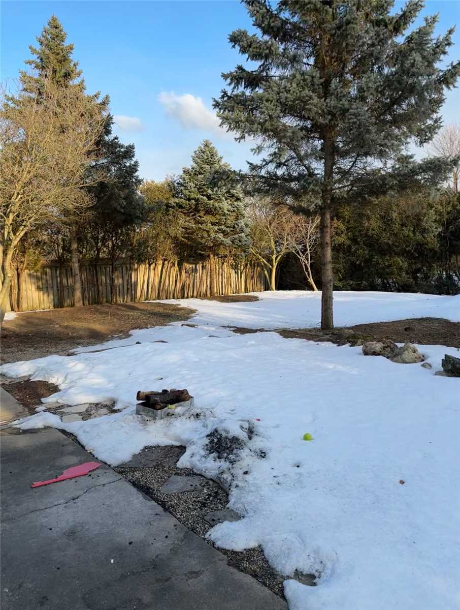 45 Thornheights Rd