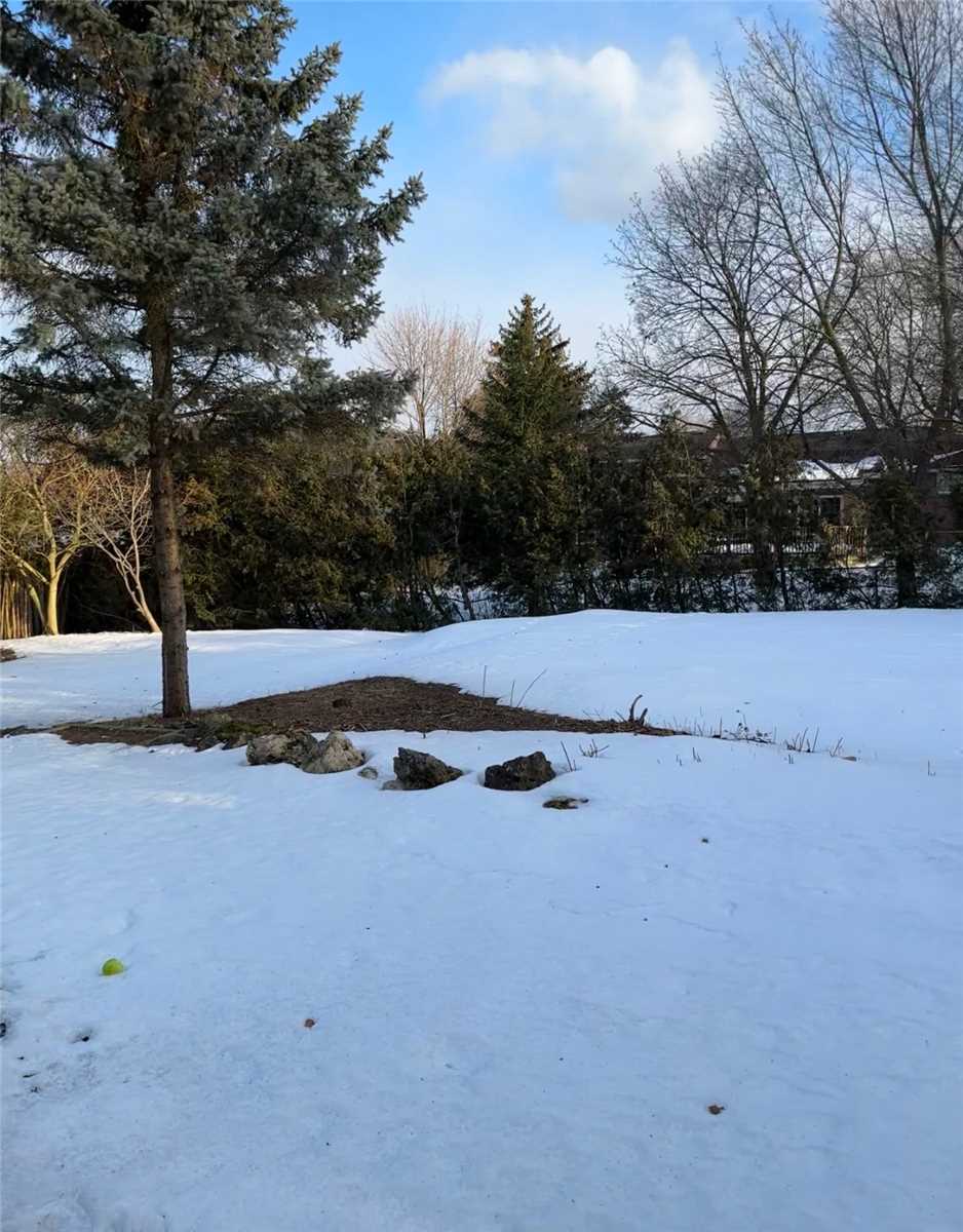 45 Thornheights Rd