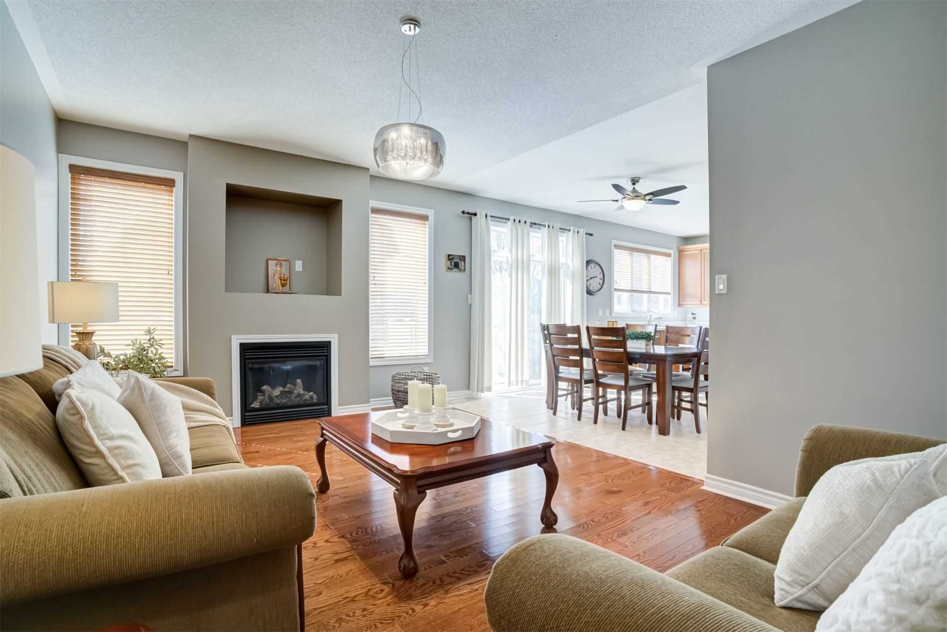 22 Westwind Cres