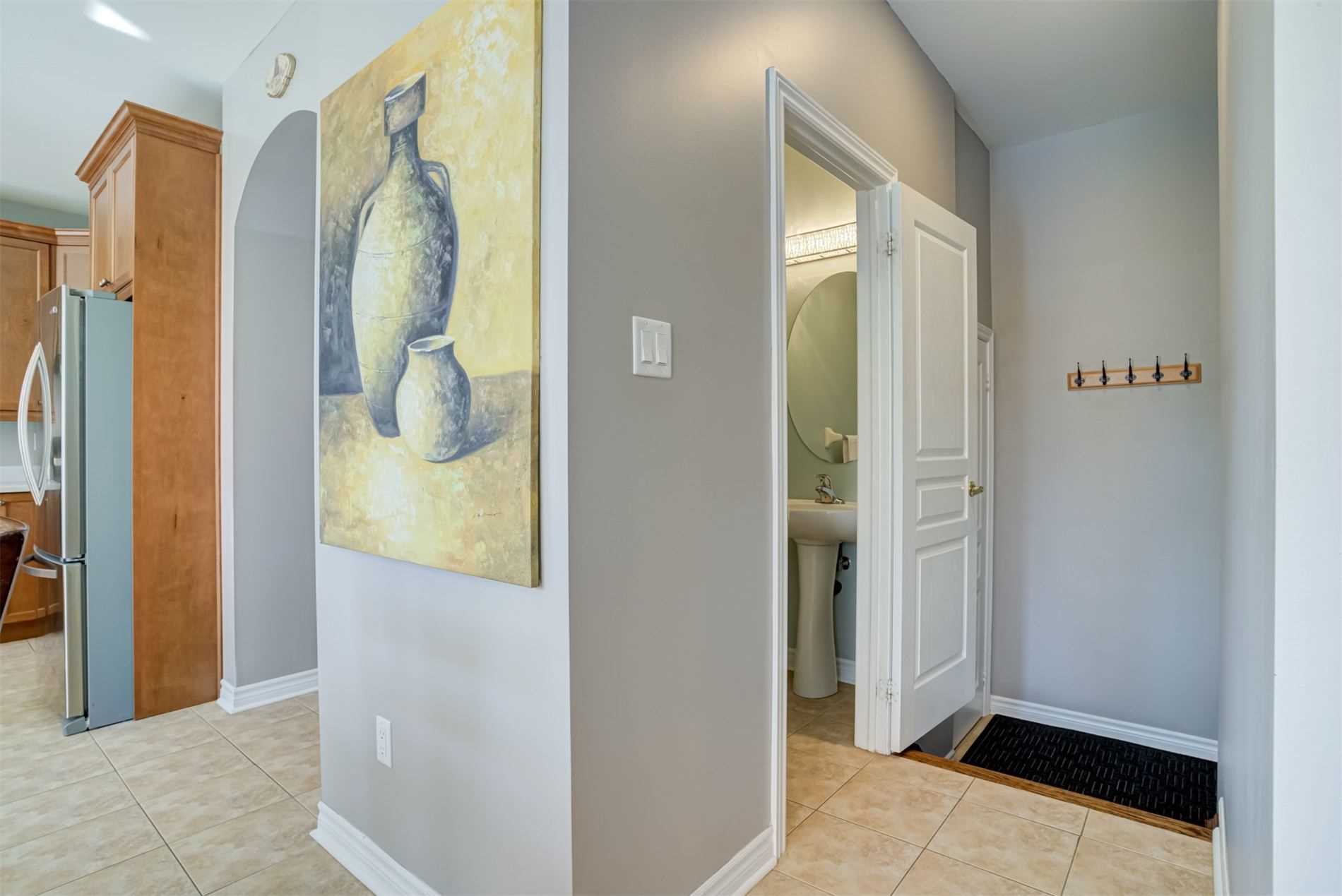 22 Westwind Cres