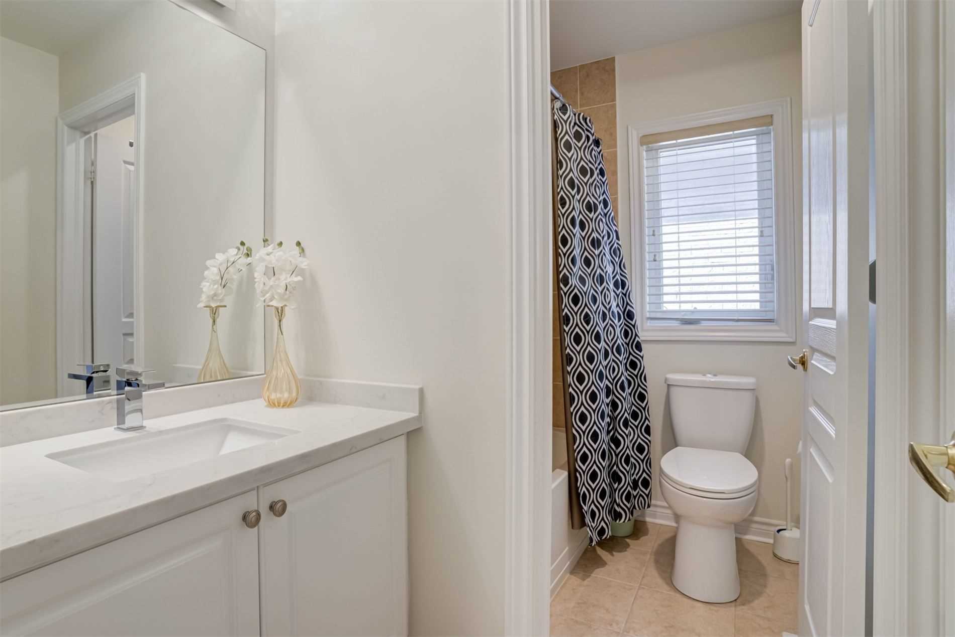22 Westwind Cres