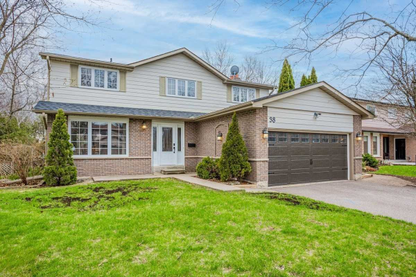 38 Sir Galahad Pl, Markham
