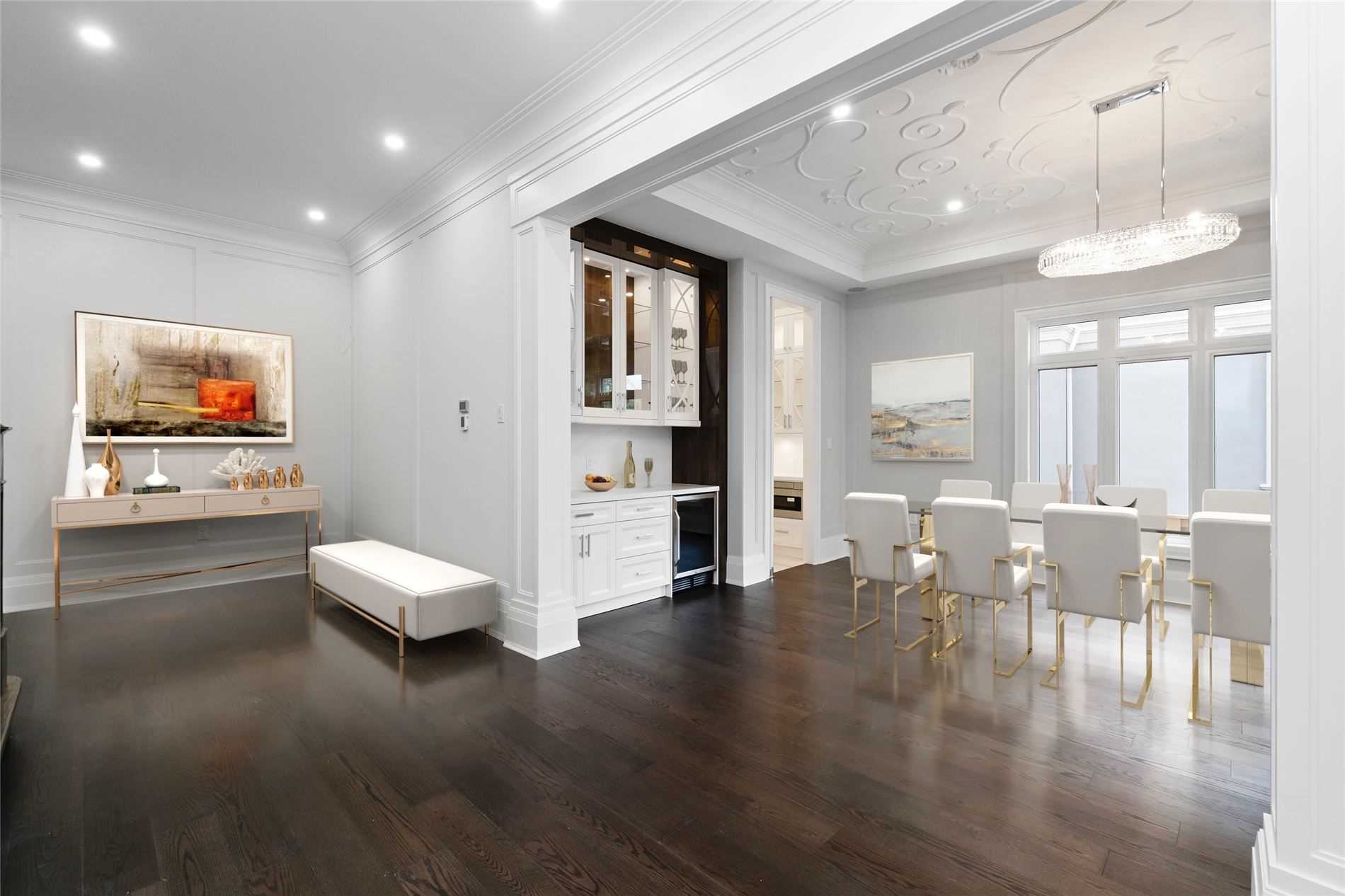 70 Langstaff Rd W