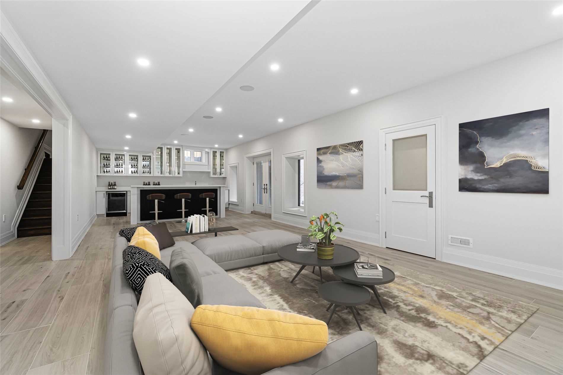 70 Langstaff Rd W
