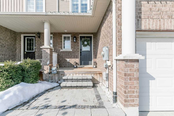 4 Ruthven Cres, New Tecumseth