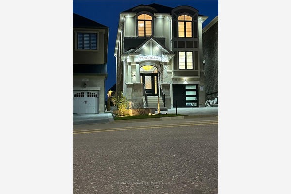 33 Mcmichael Ave, Vaughan