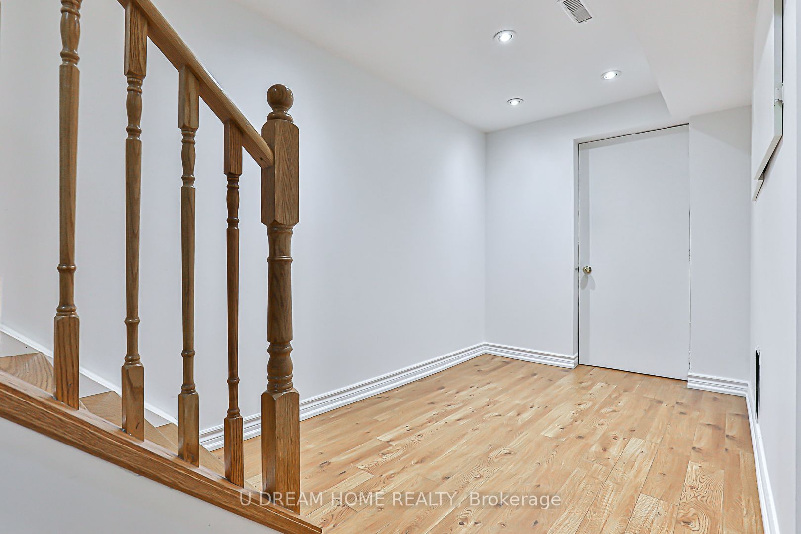 8 Kingsley Road
