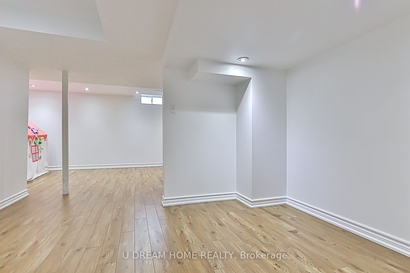 8 Kingsley Road