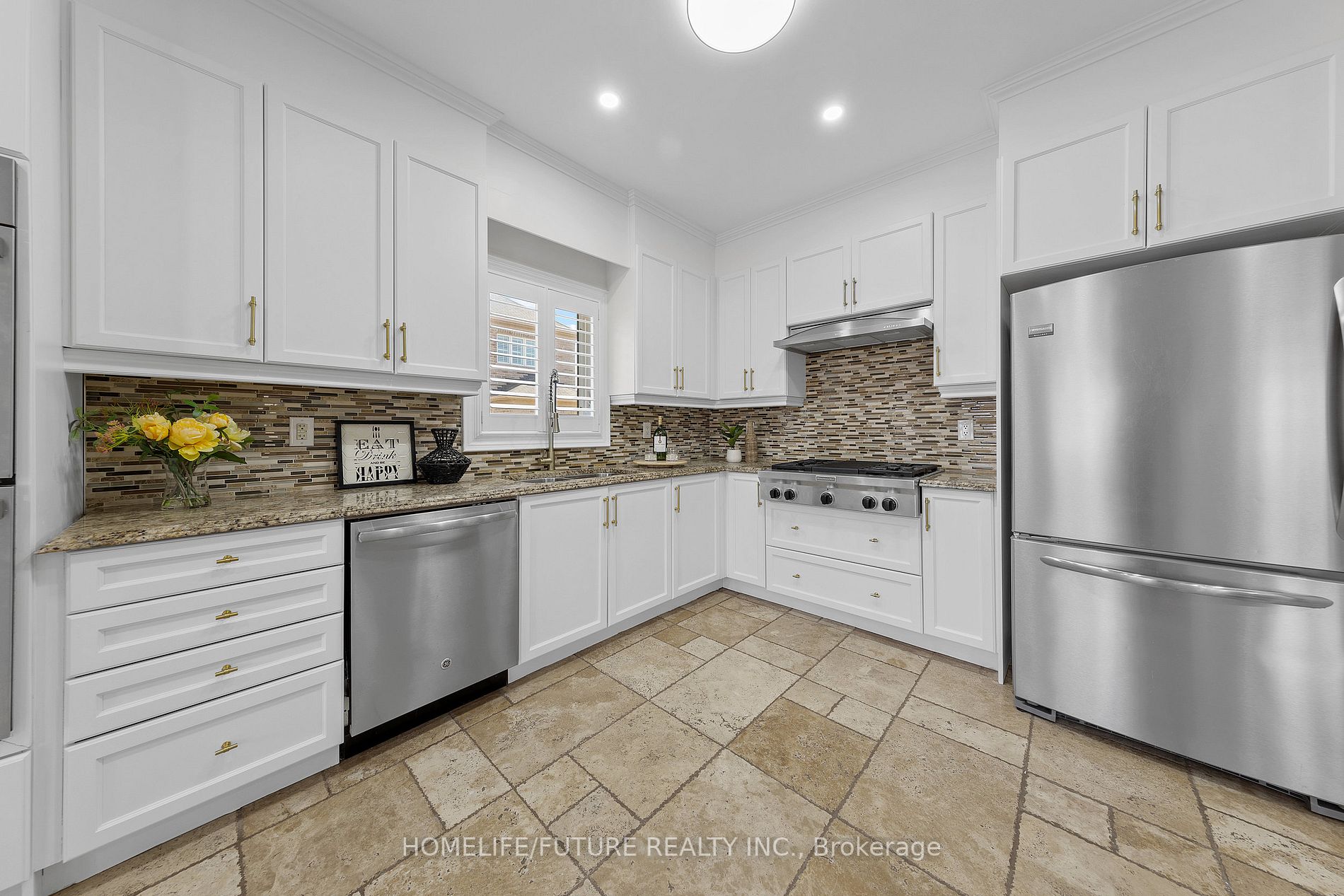 134 Gardiner Dr