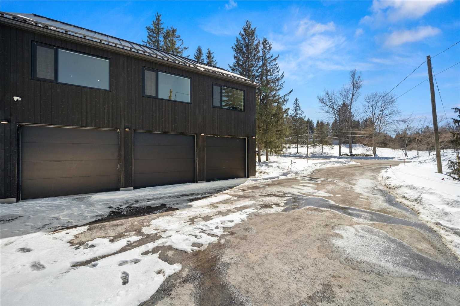 11 Cranberry Lane