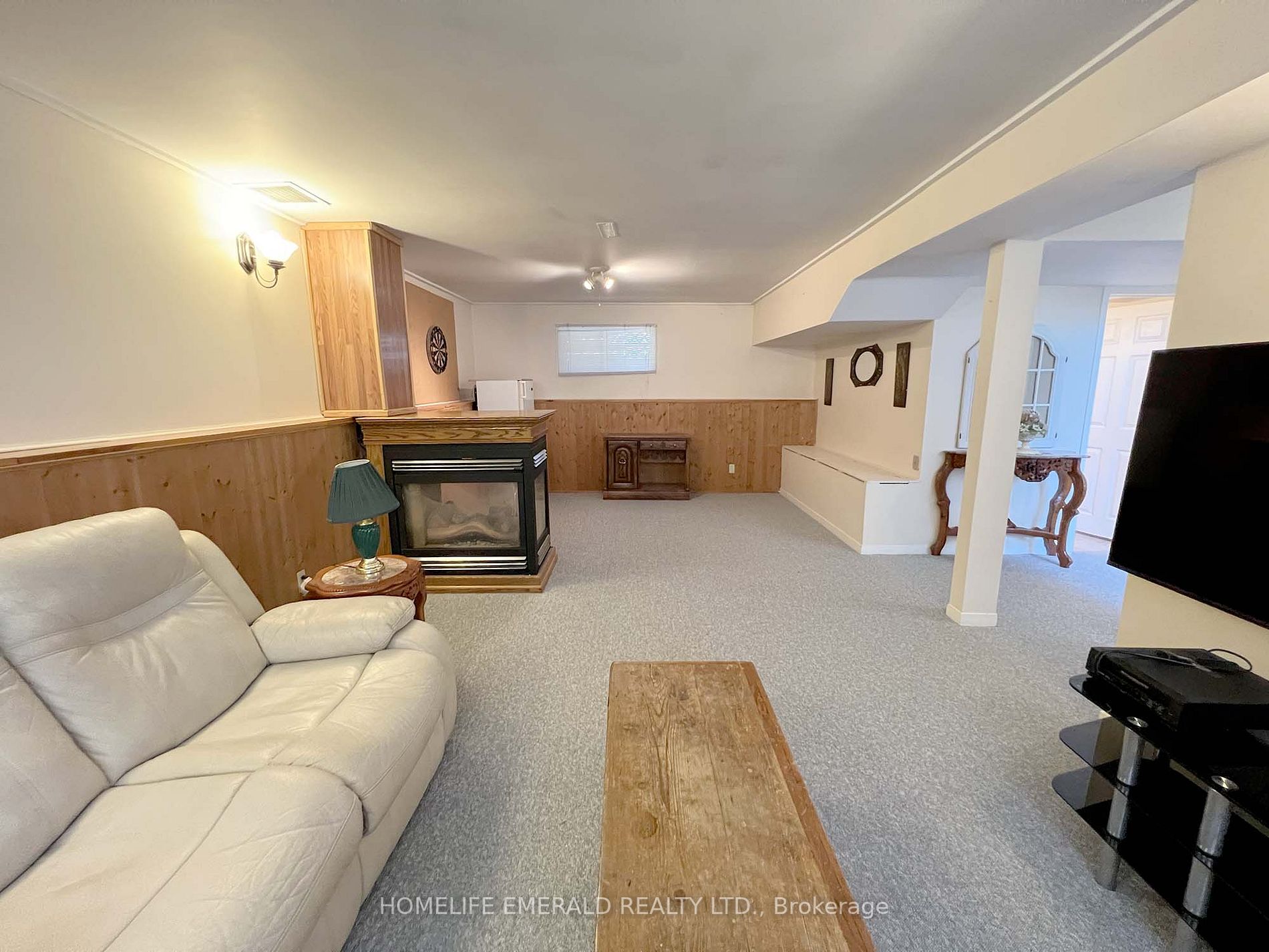 25 Pridham Crescent