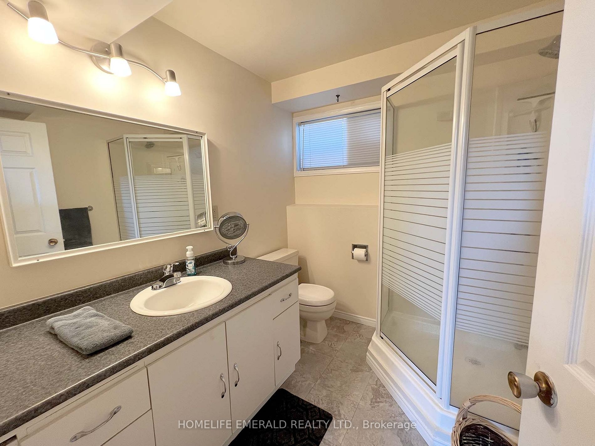 25 Pridham Crescent