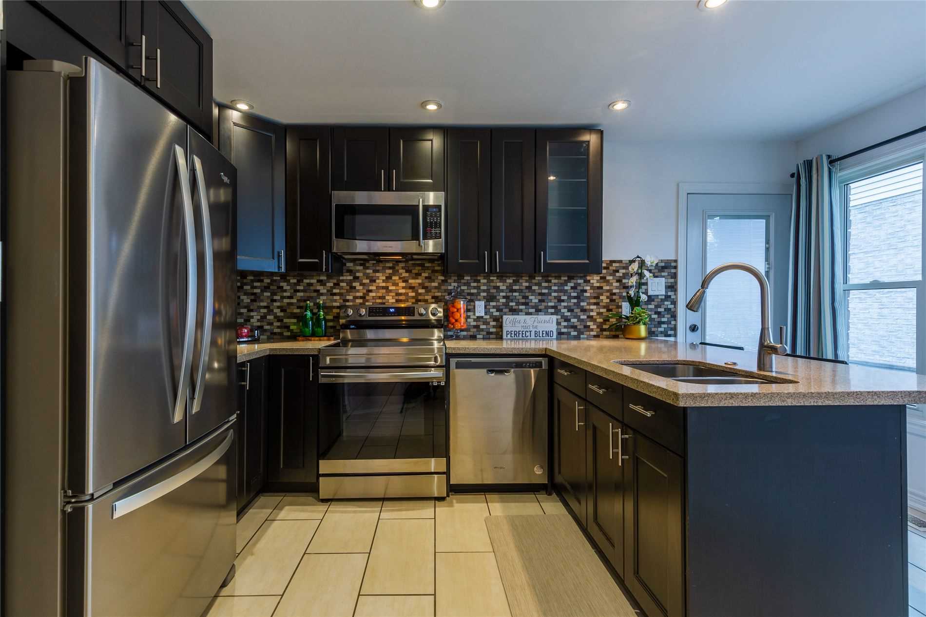 Listing N5986969 - Large Photo # 3