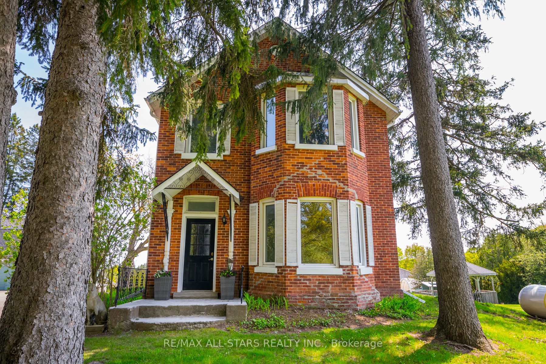 Listing N5987316 - Large Photo # 2