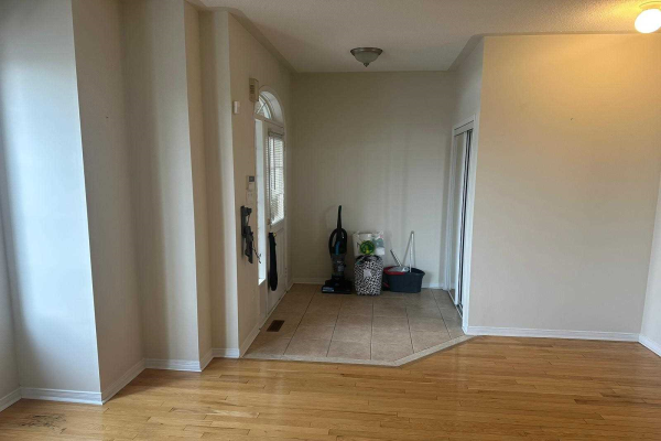 2318 Bur Oak Ave, Markham