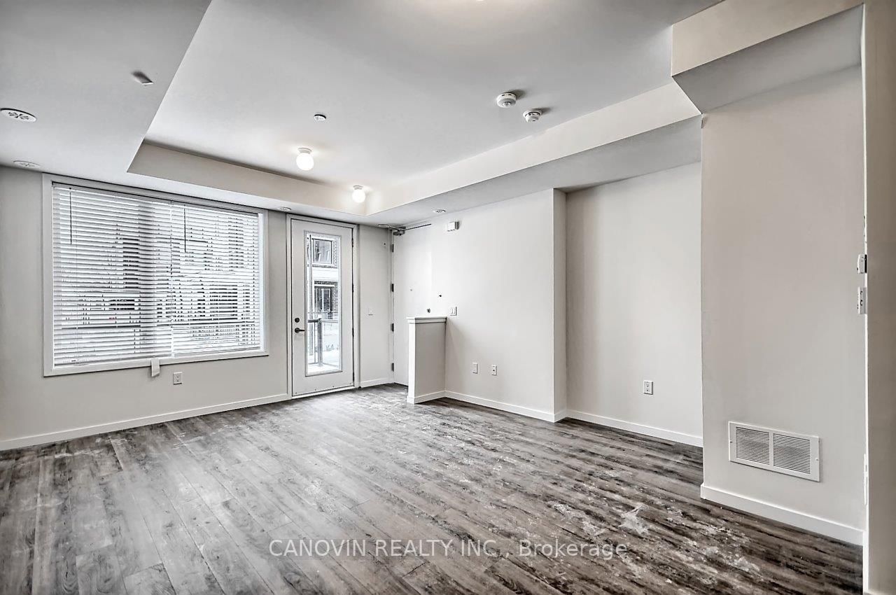 600 Alex Gardner Circle, #111