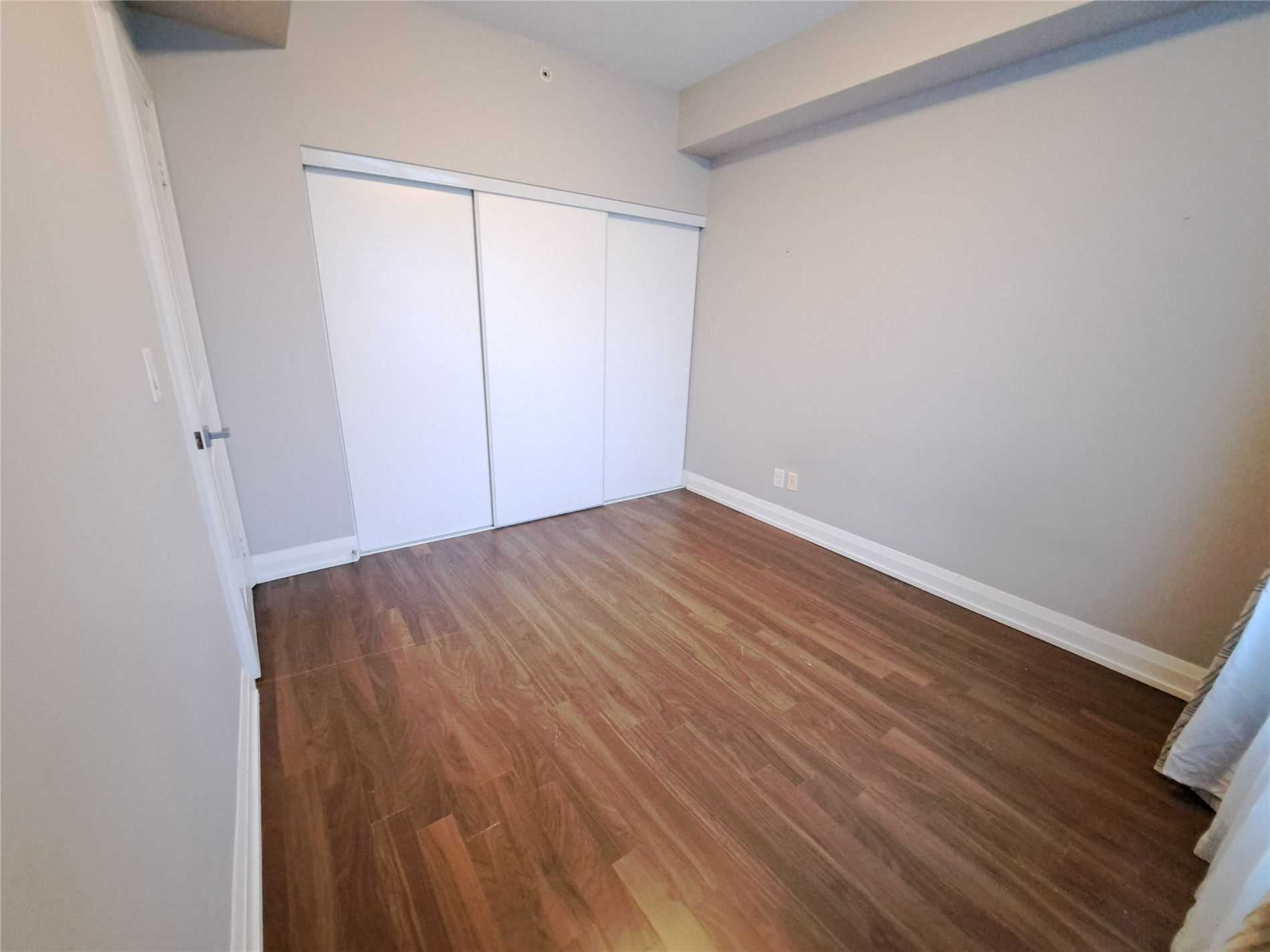 7161 Yonge Street, #820