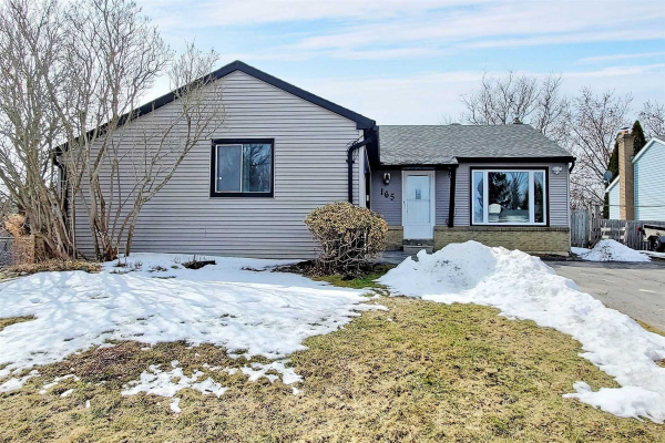 165 Hilltop Dr, East Gwillimbury