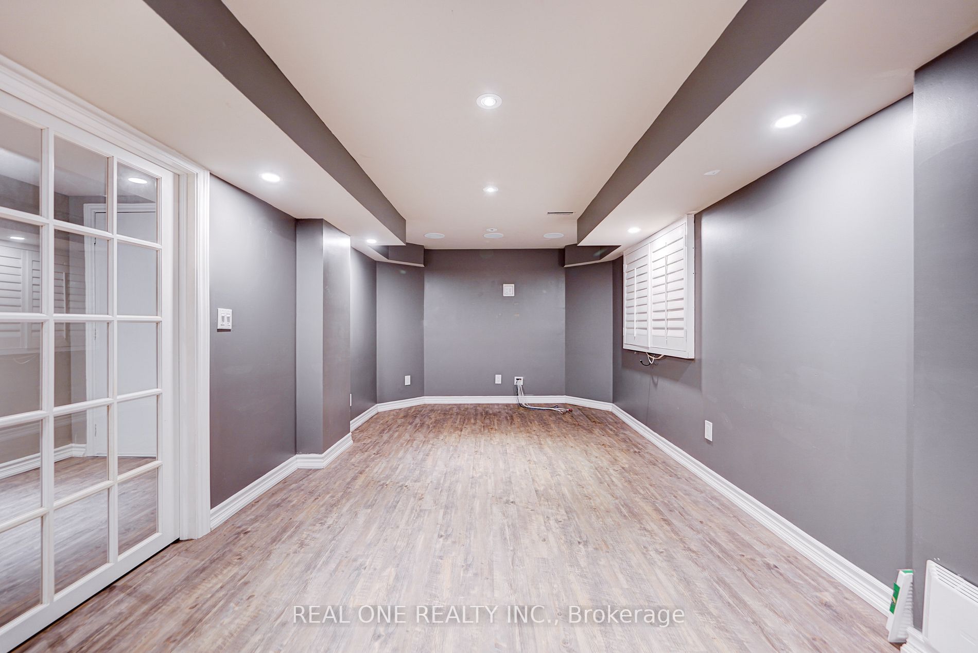 45 Kaitlin Dr