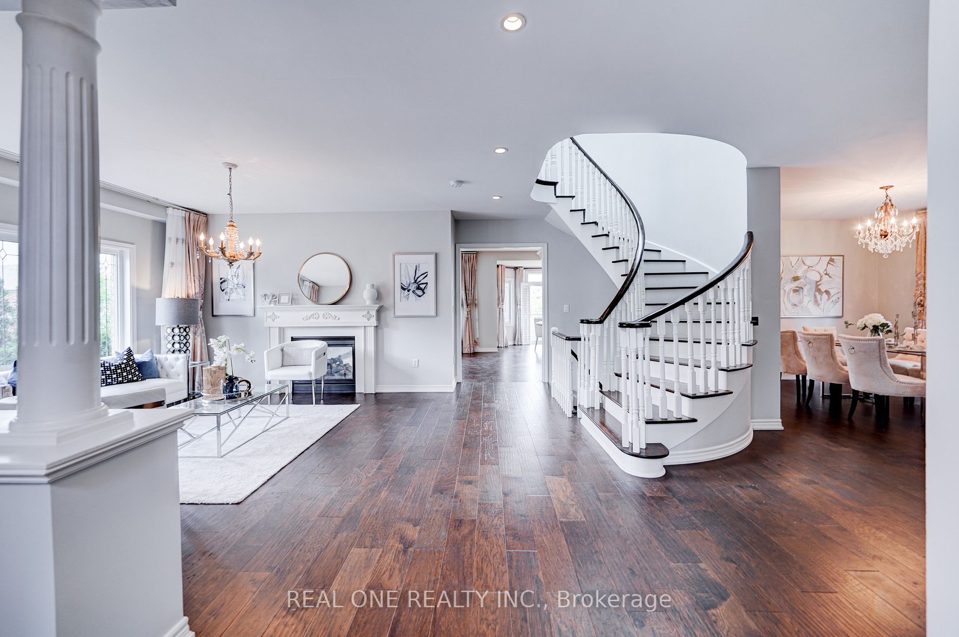 45 Kaitlin Dr