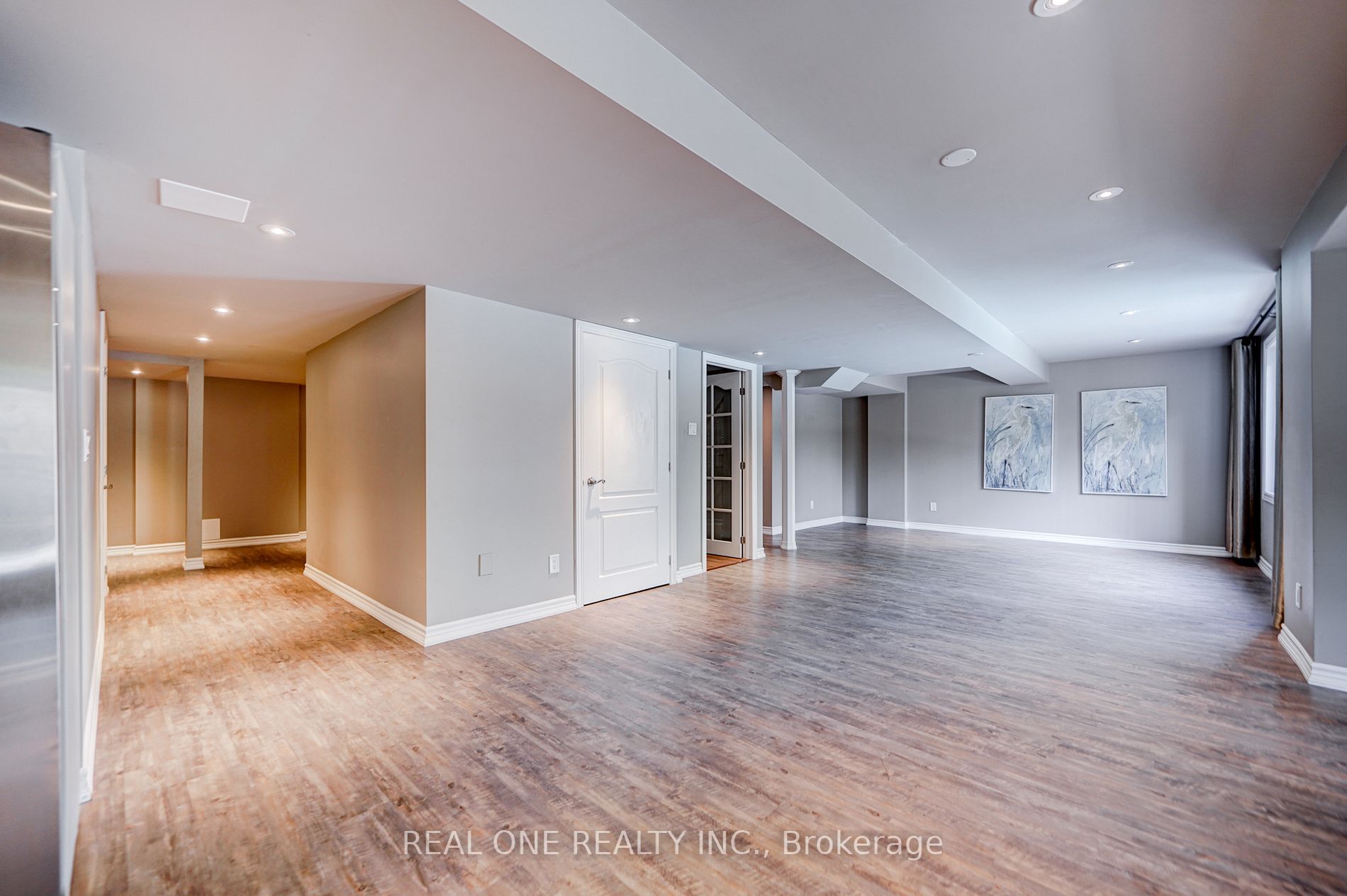 45 Kaitlin Dr