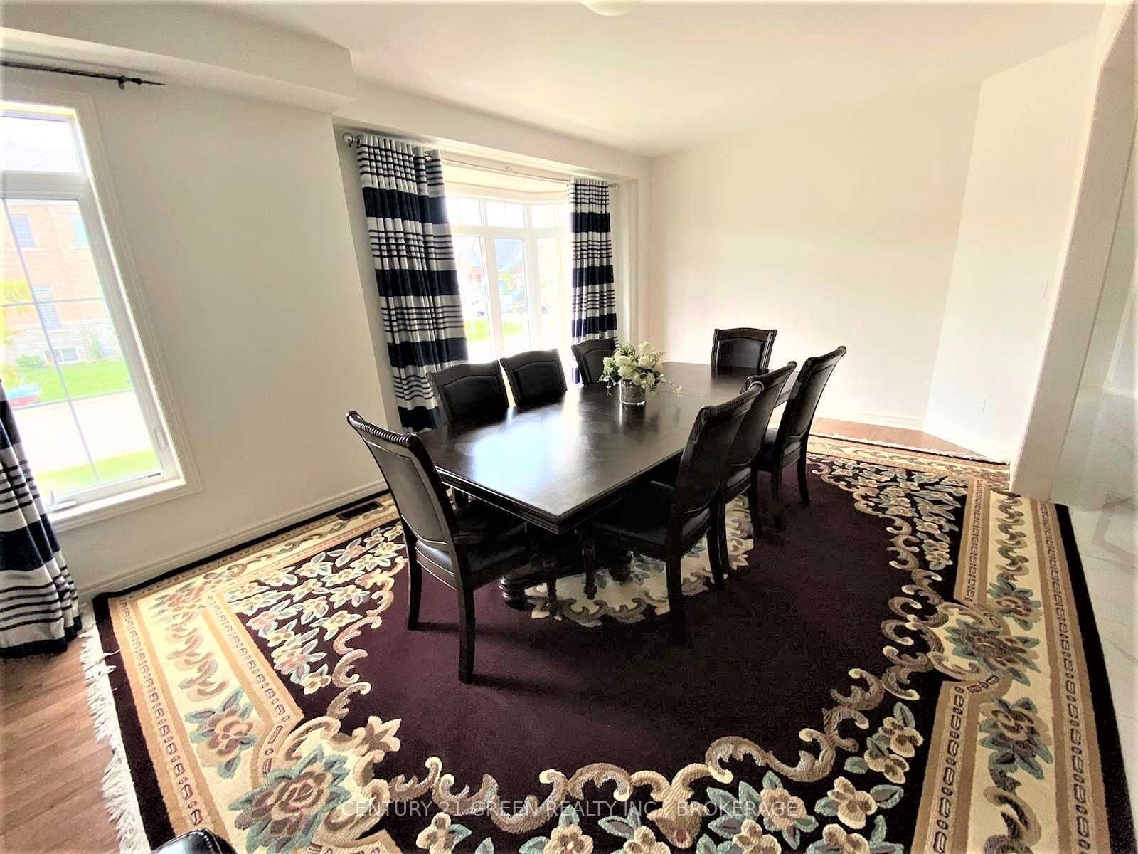 21 Tupling St