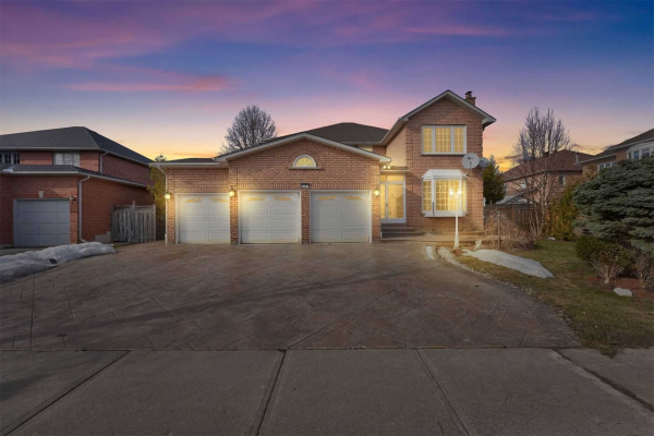 2227 Rodick Rd, Markham