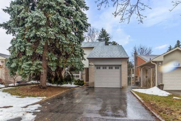 219 Weldrick Rd W, Richmond Hill