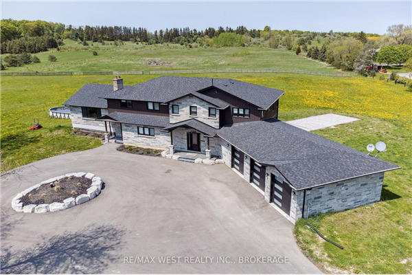 8986 Highway 9, New Tecumseth