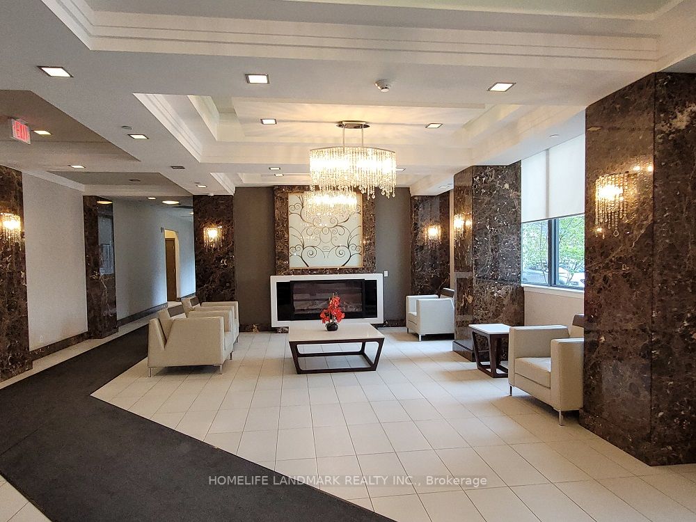 372 Highway 7 E, #325
