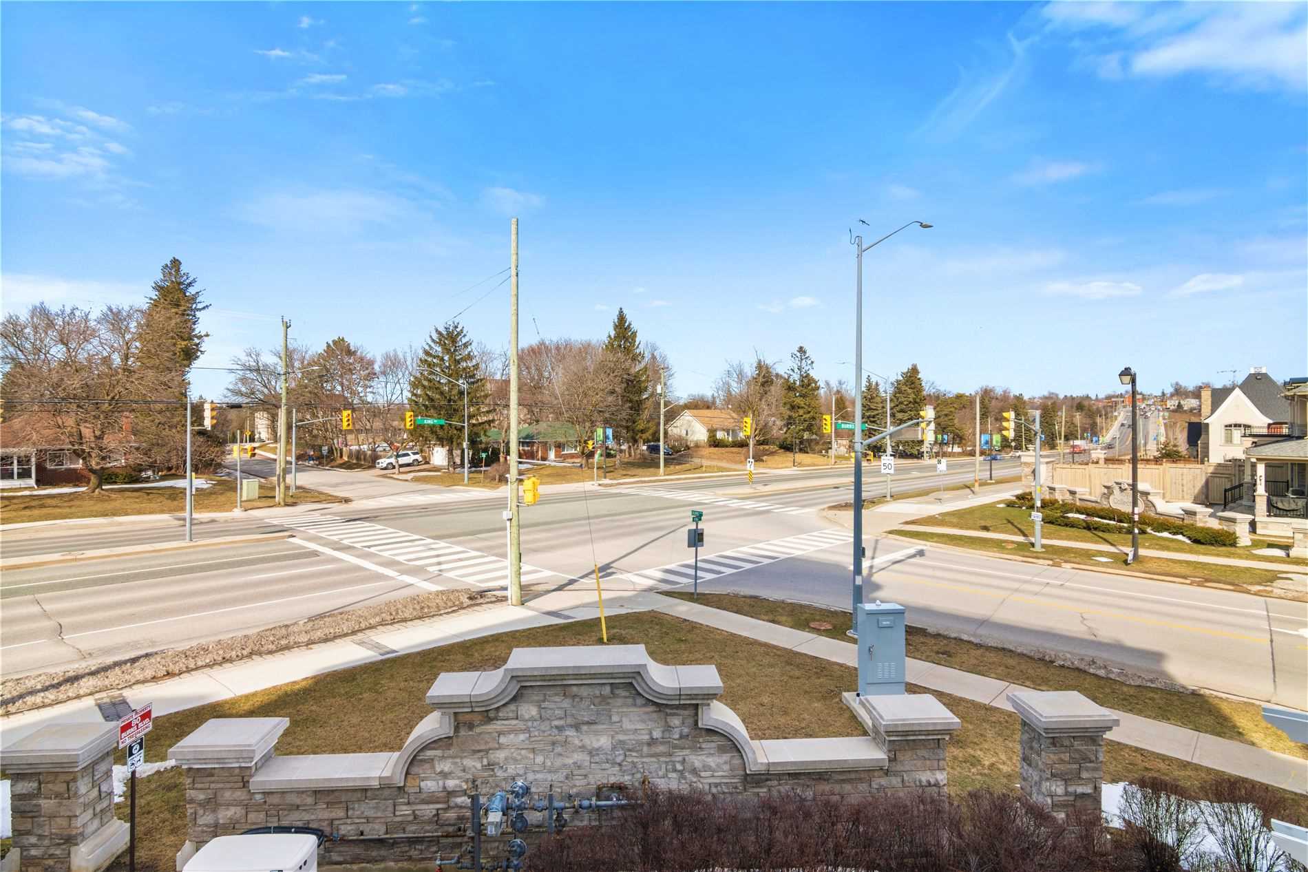80 Burns Blvd, #204