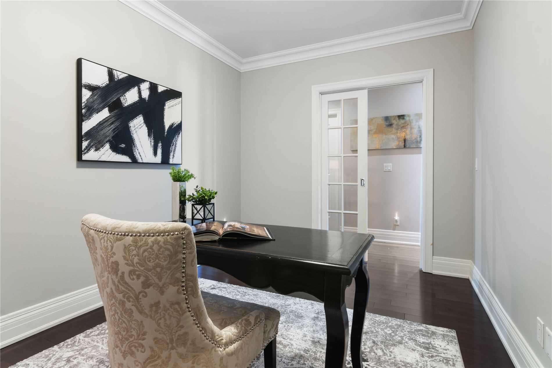 80 Burns Blvd, #204