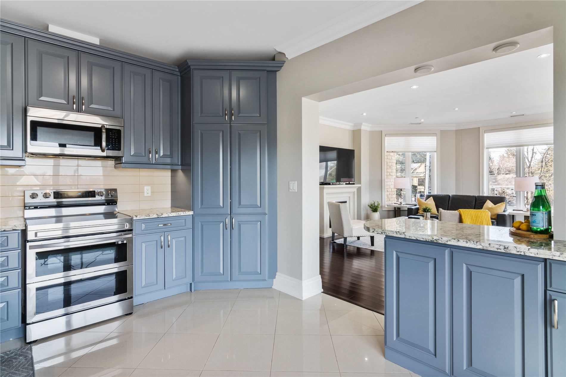 80 Burns Blvd, #204