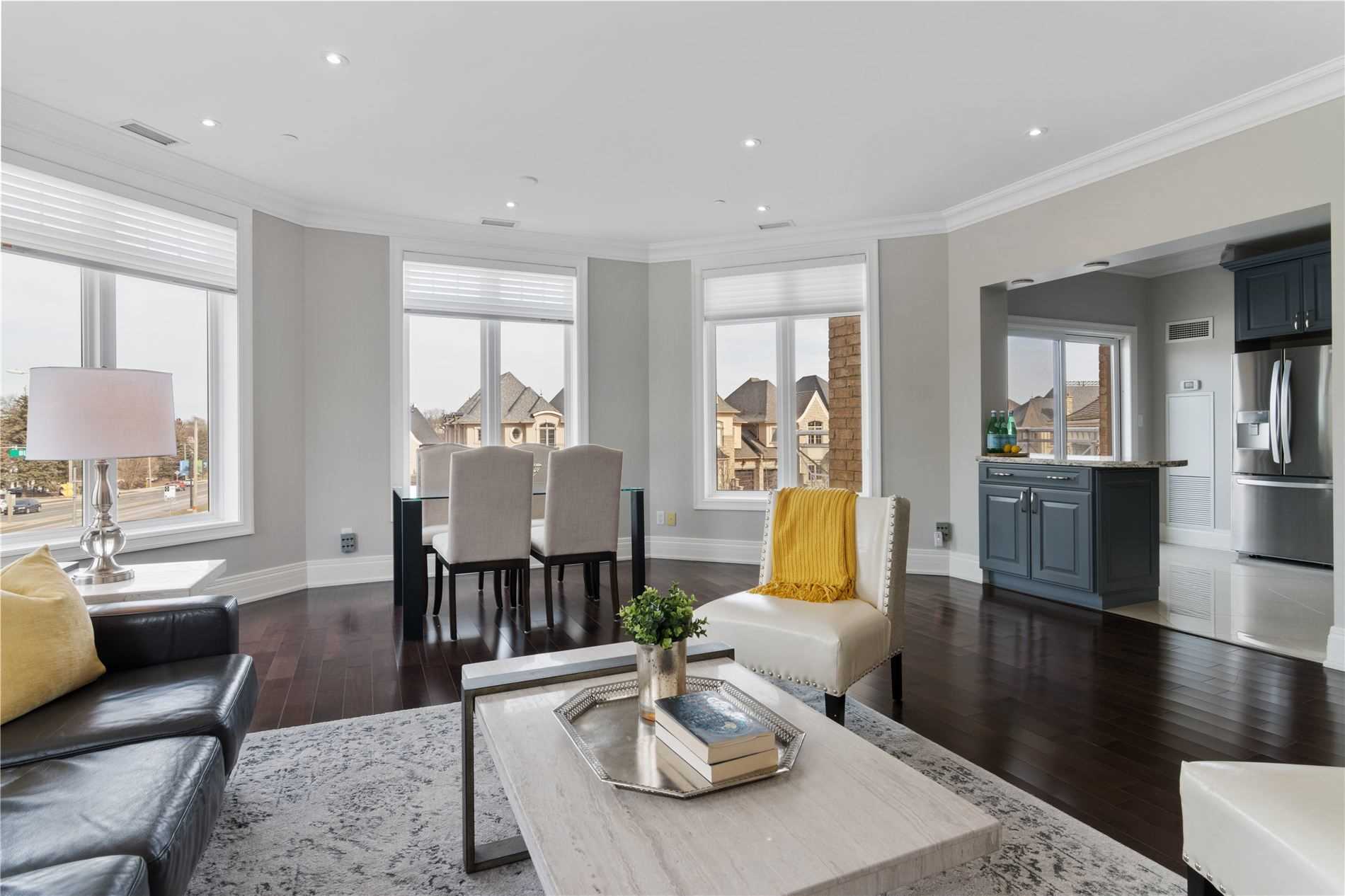 80 Burns Blvd, #204
