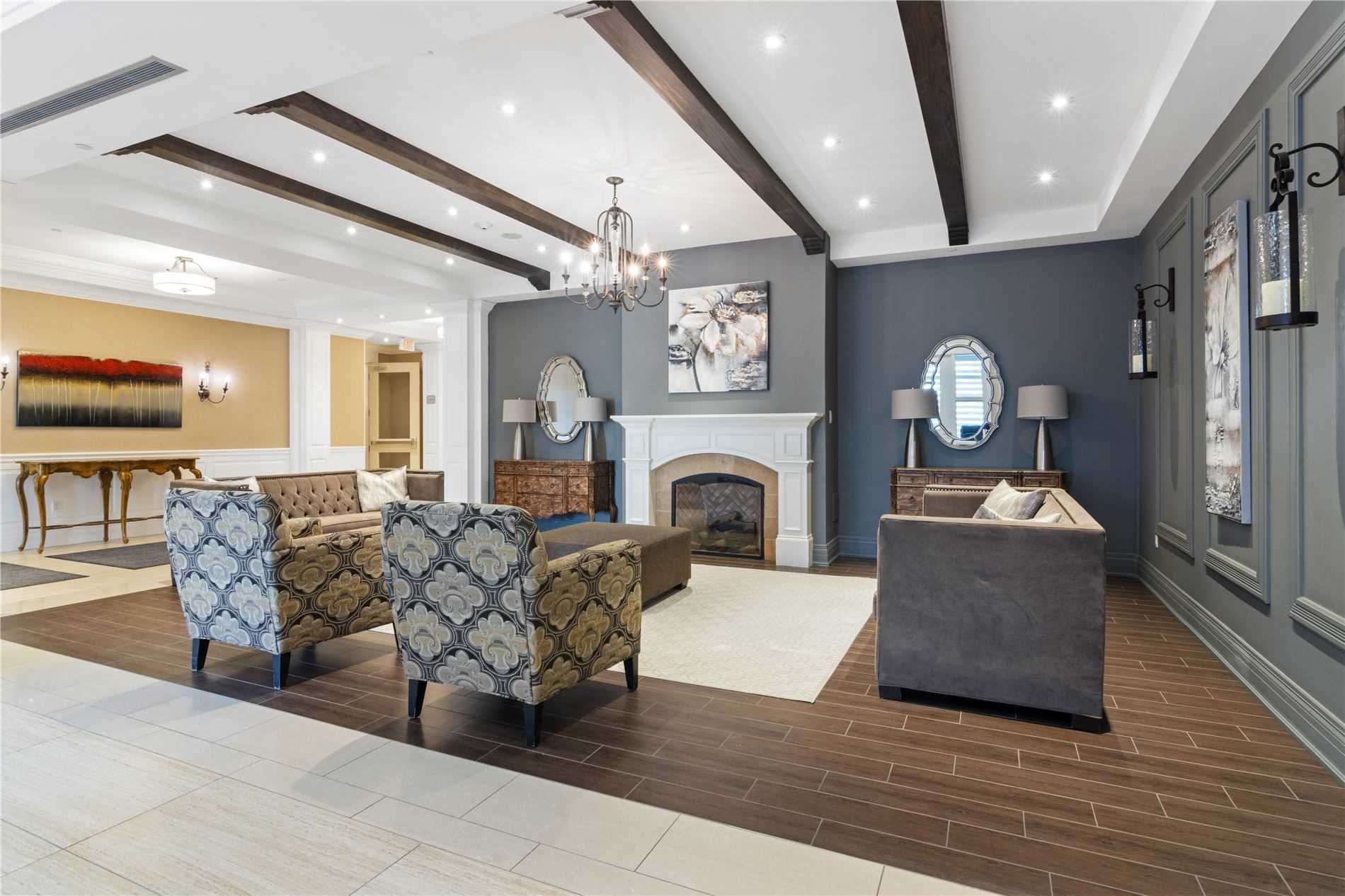 80 Burns Blvd, #204