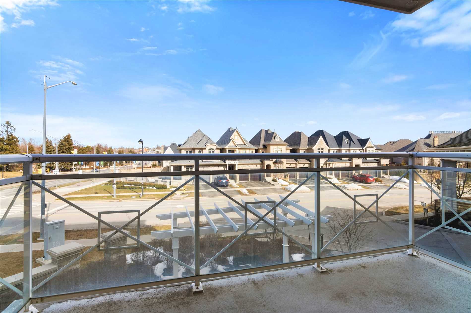 80 Burns Blvd, #204