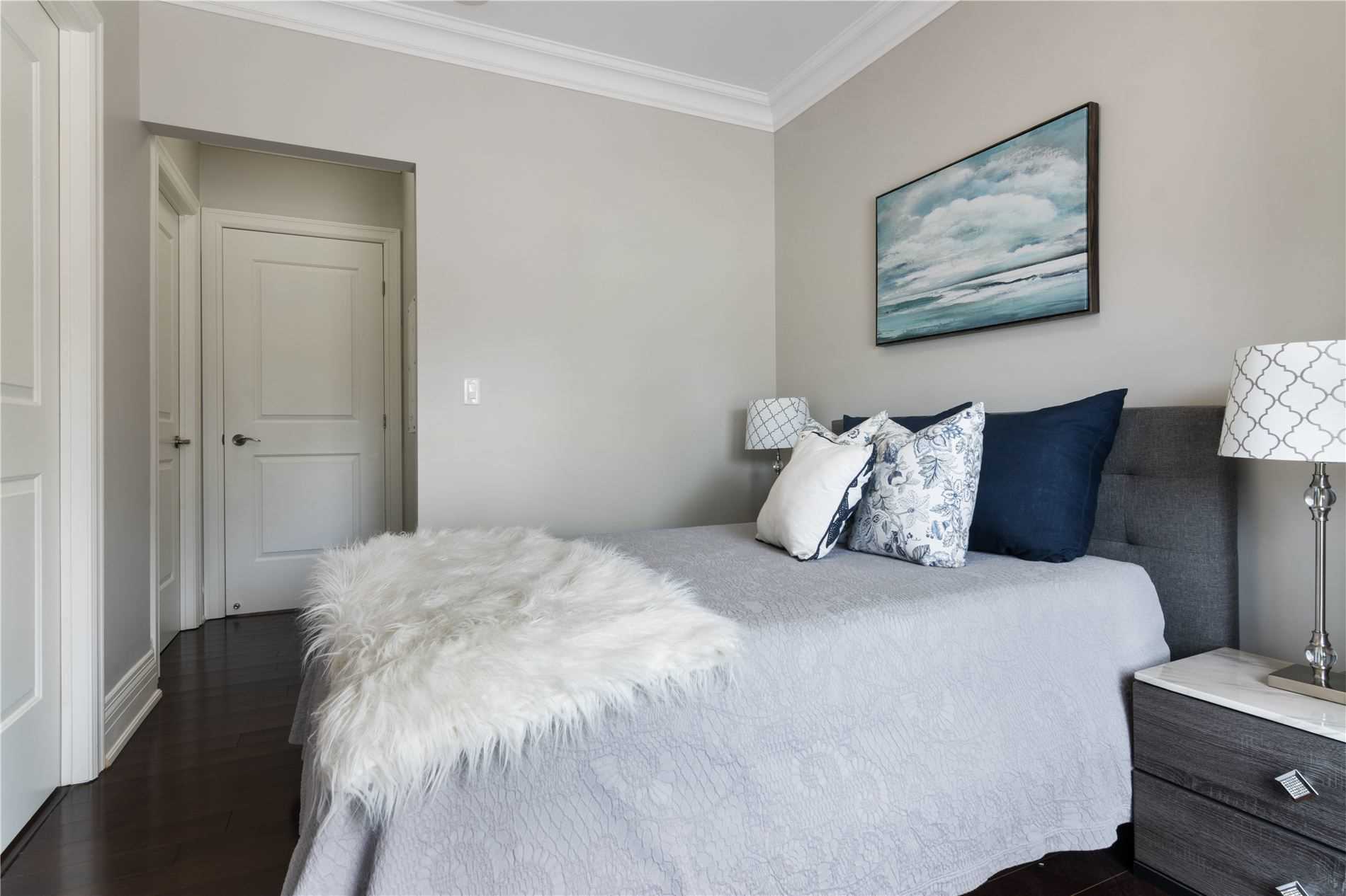80 Burns Blvd, #204