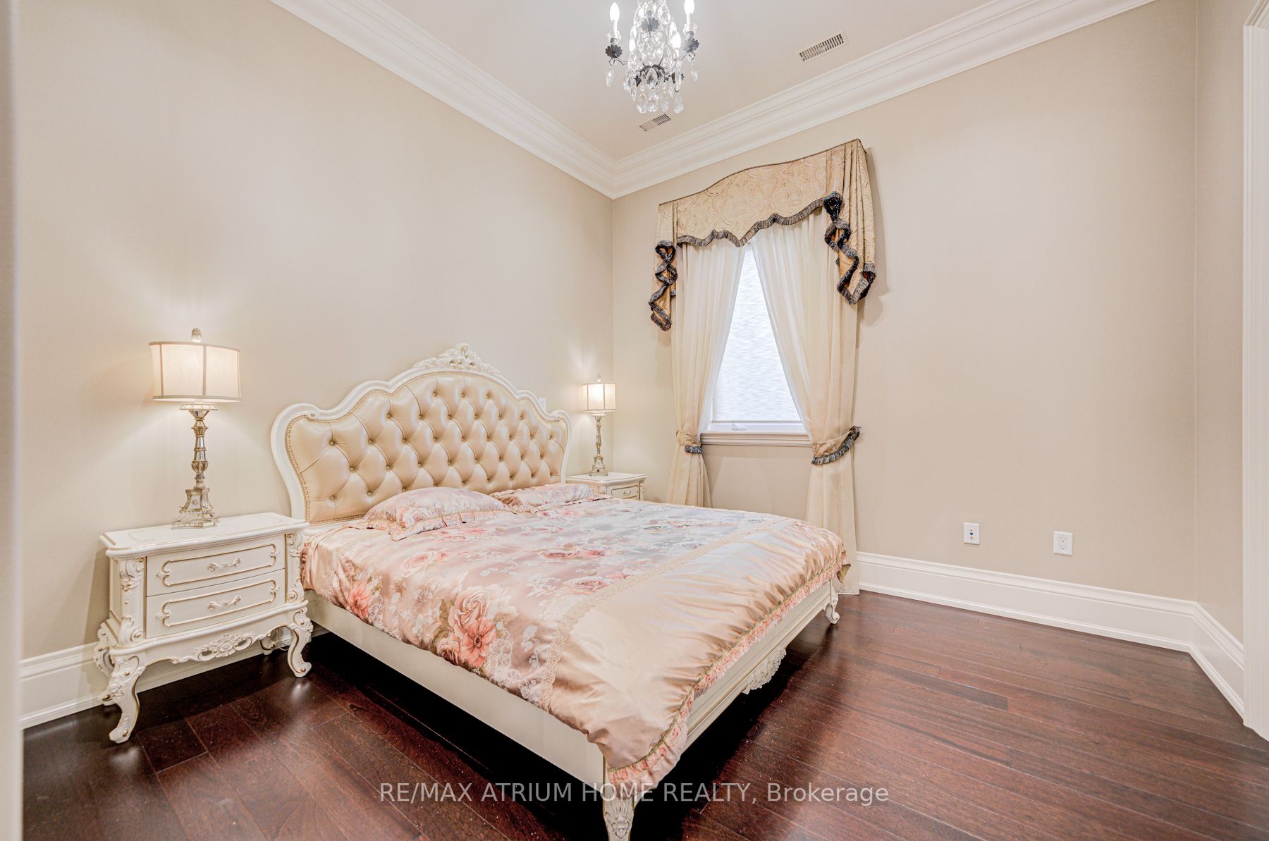 71 Grandvista Crescent