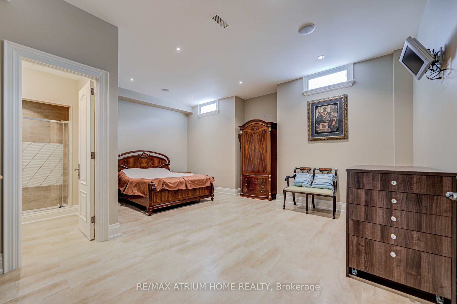 71 Grandvista Crescent